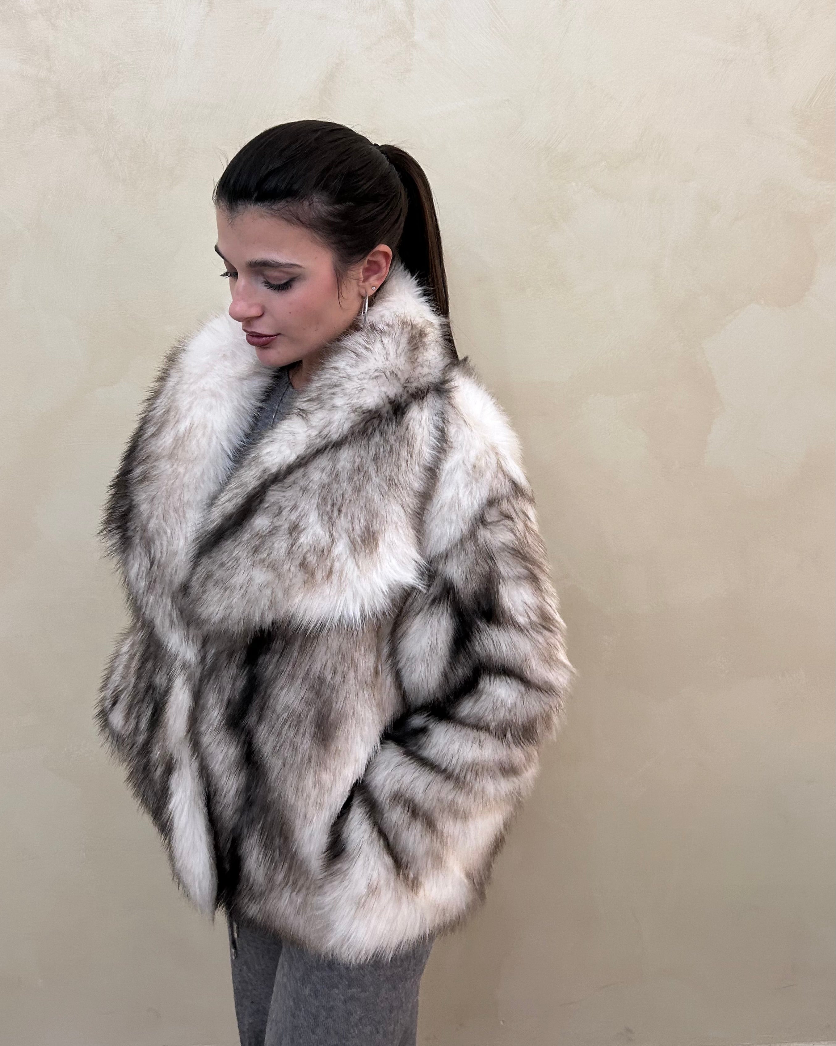 Pelliccia White Cortina