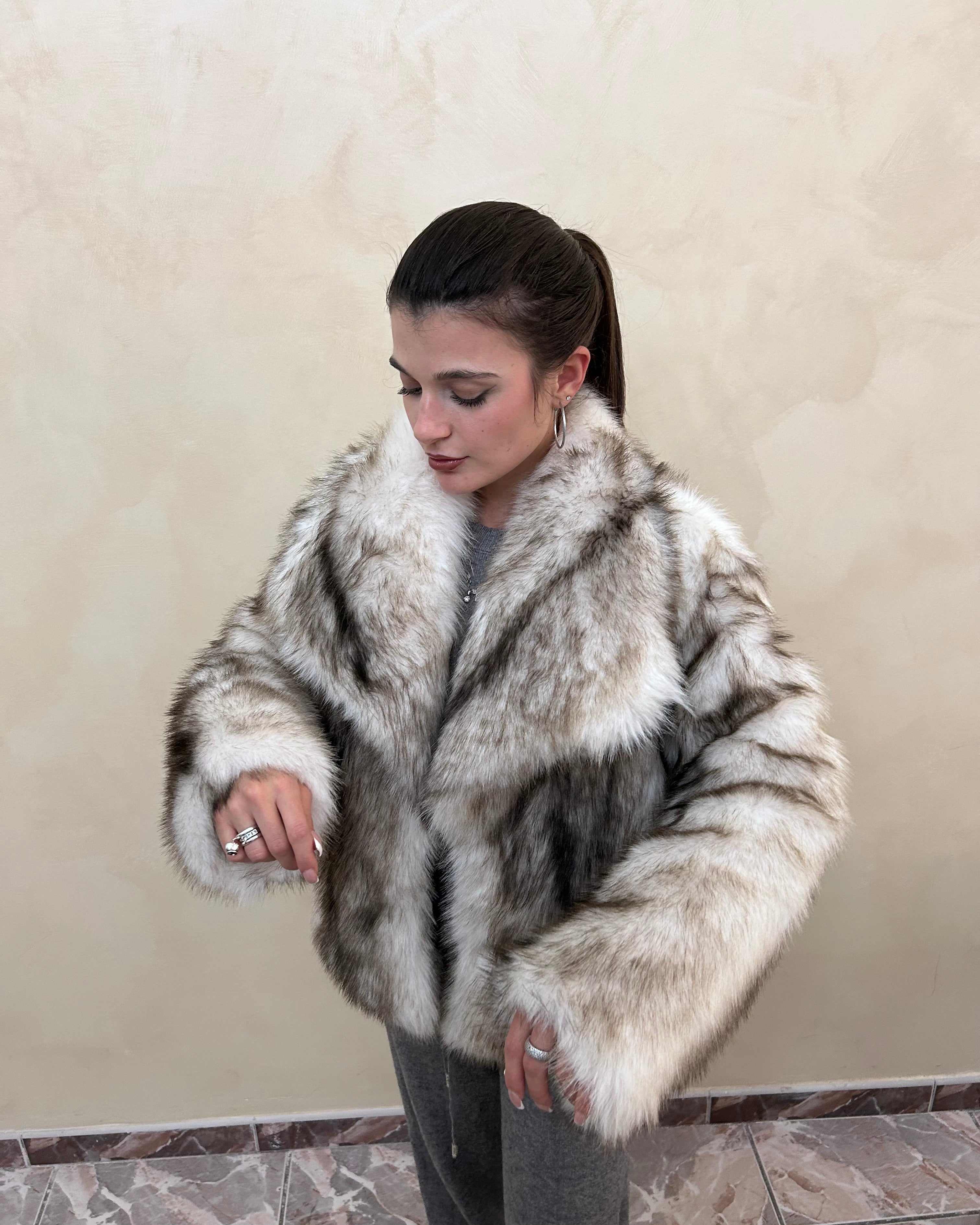 Pelliccia White Cortina