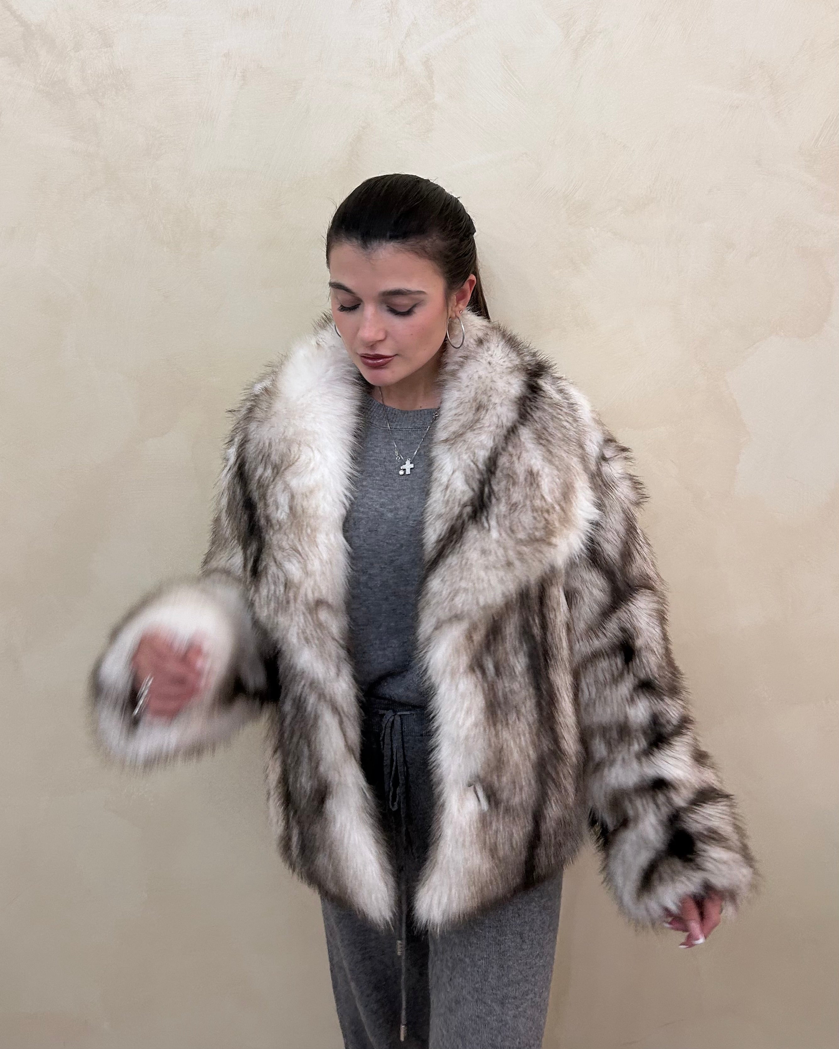 Pelliccia White Cortina