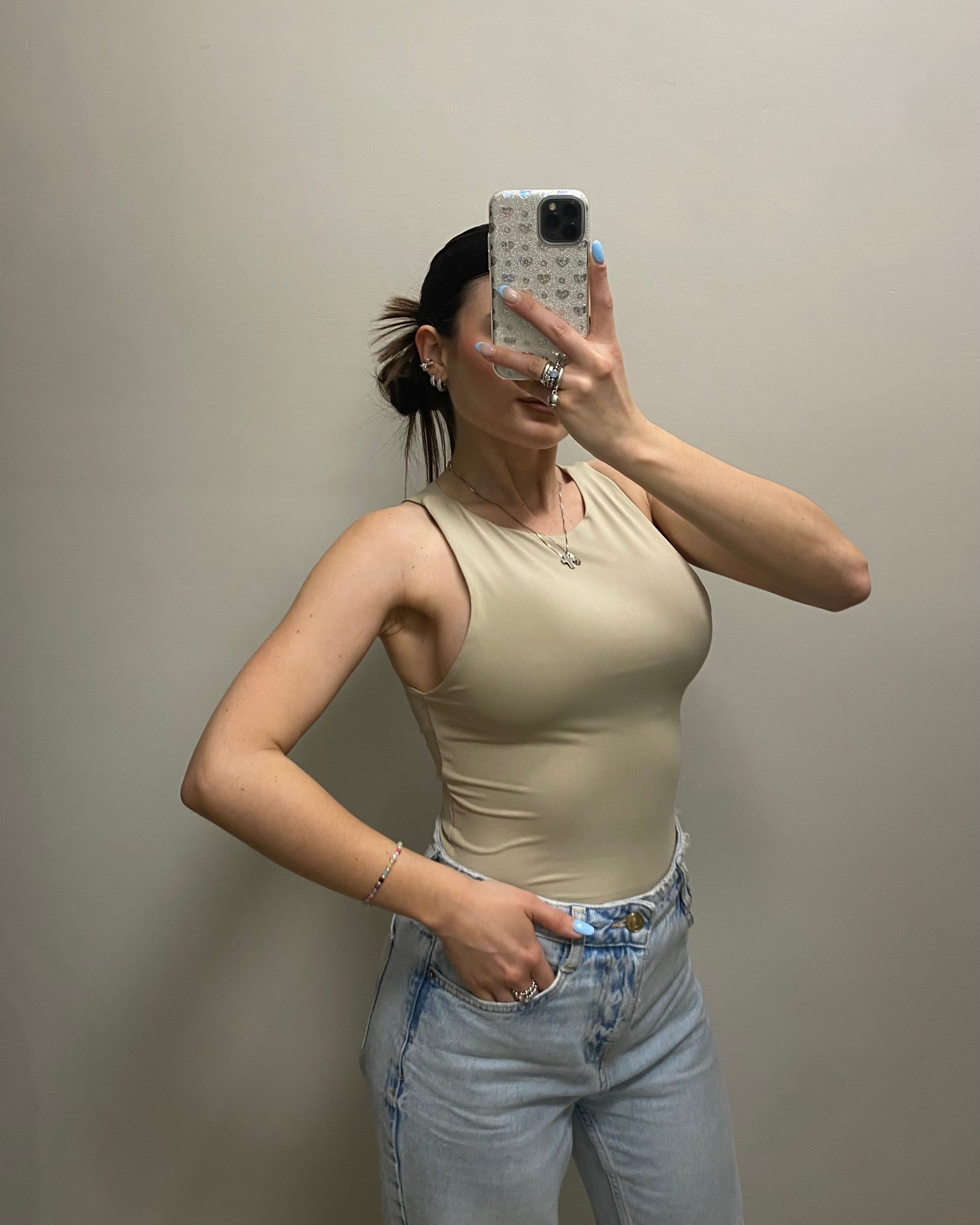 Body Loren fango