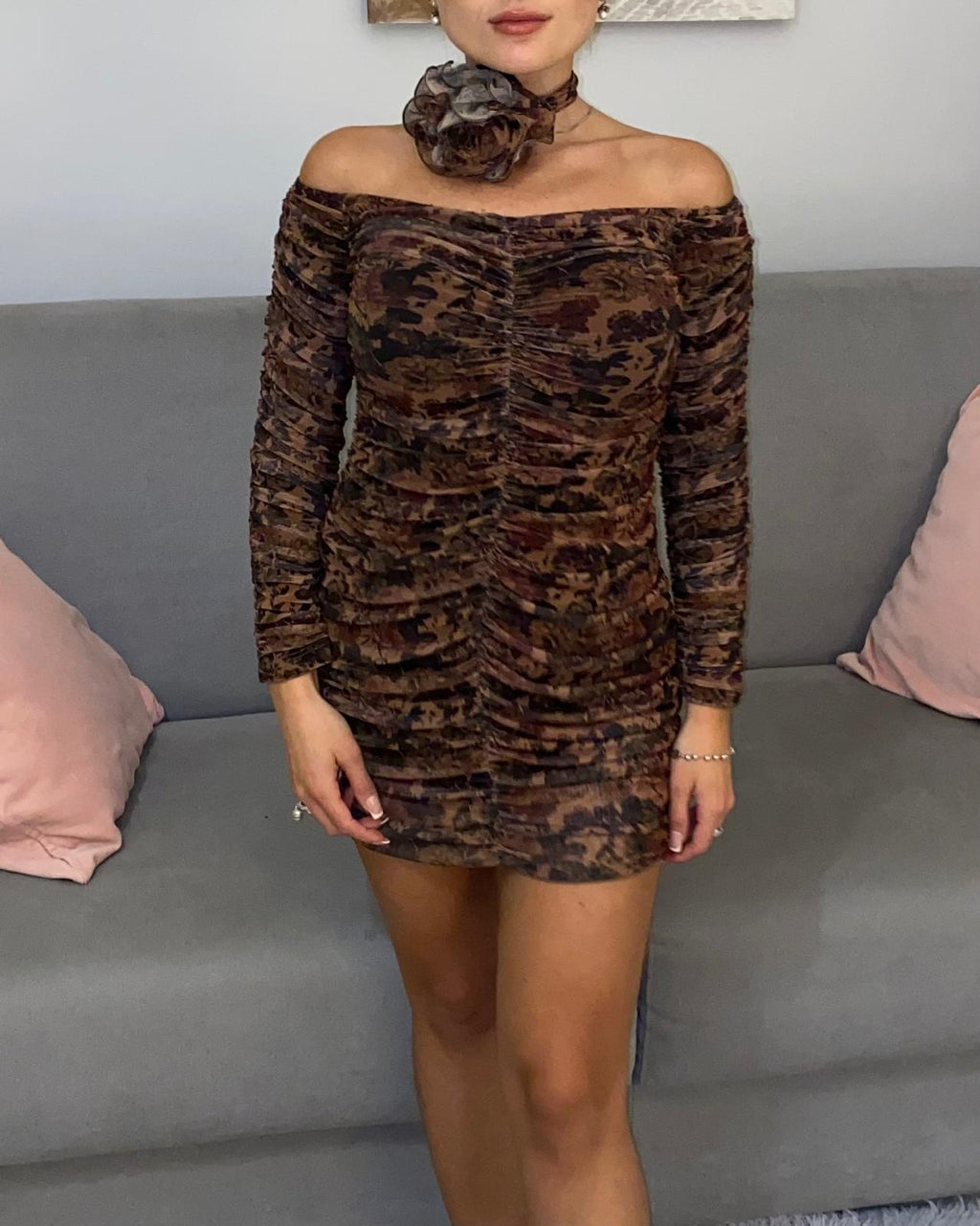 Minidress LUMINA con choker